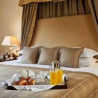 Luxury Hotel Rooms