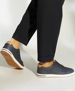 Tezzy - Navy Wide Fit Trainers-Size 6 Only