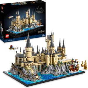 LEGO Harry Potter Hogwarts Castle and Grounds