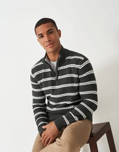 Half Zip Sweatshirt in Dark Green Size S