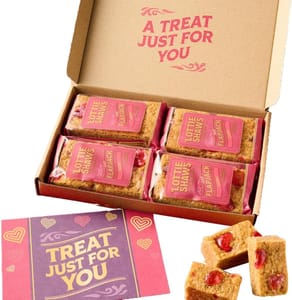 Lottie Shaw's Cherry & Almond Flapjack Letterbox 4 X 100g - £3.27 S&S