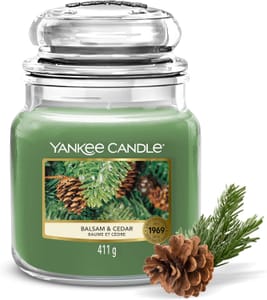 Yankee Candle Balsam & Cedar Medium Jar Candle, 75h - £16.62 S&S