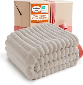 Bedsure Fleece Throw Blanket, Beige, 130x170 Cm