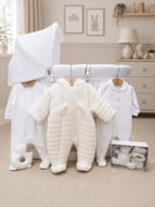 Win a Unisex New Baby Bundle from Emile Et Rose, worth over £250!
