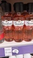 Gordon's Premium Pink Distilled Flavoured Gin 70cl (Nectar Price)